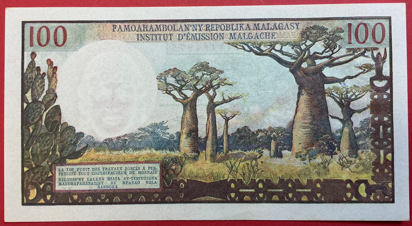 Madagascar - 100 Francs (1966) P#57a Kvalitet 01/0